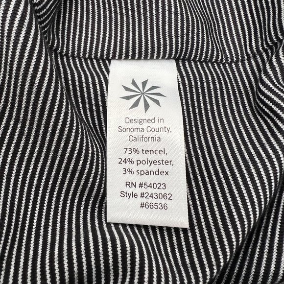 Athleta Westwood Dress Womens Size M Micro Striped Gray Black Ruched Blouson - Picture 4 of 9